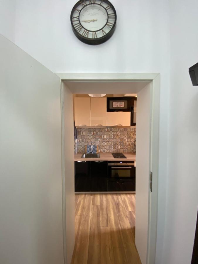 Cozy Apartment In Downtown Sofia - Tsar Samuil Street מראה חיצוני תמונה