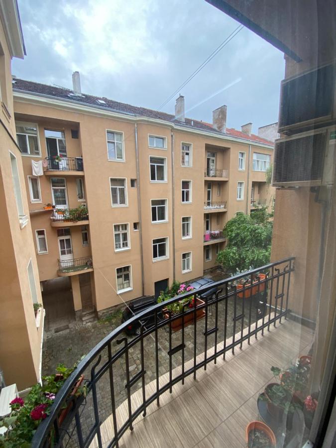 Cozy Apartment In Downtown Sofia - Tsar Samuil Street מראה חיצוני תמונה