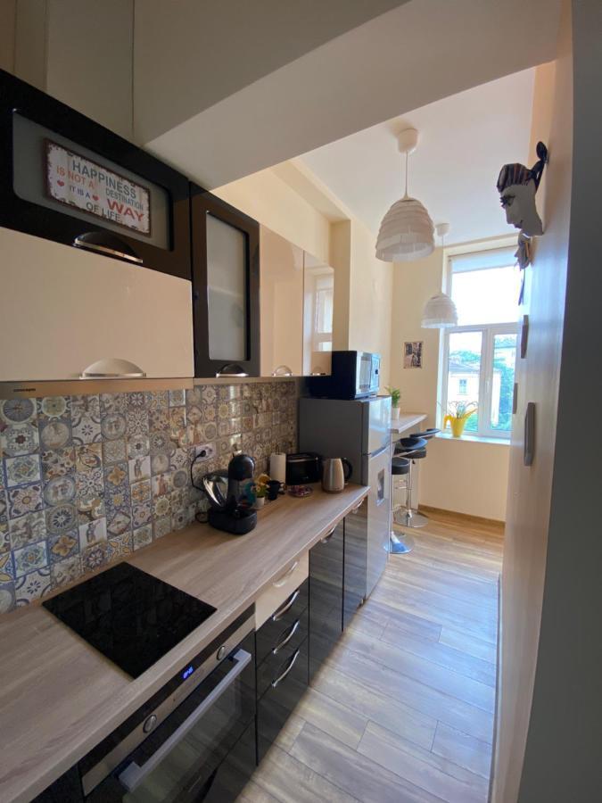 Cozy Apartment In Downtown Sofia - Tsar Samuil Street מראה חיצוני תמונה